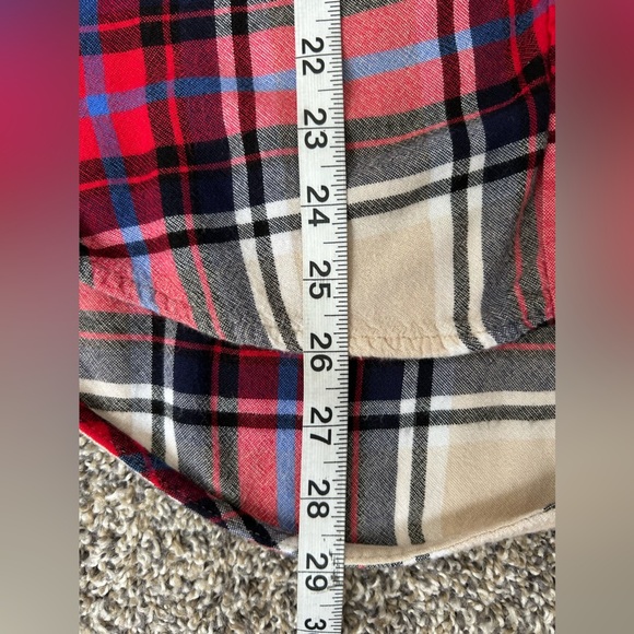 American Eagle women’s Boyfriend Fit 100% viscose flannel size small - Picture 7 of 9